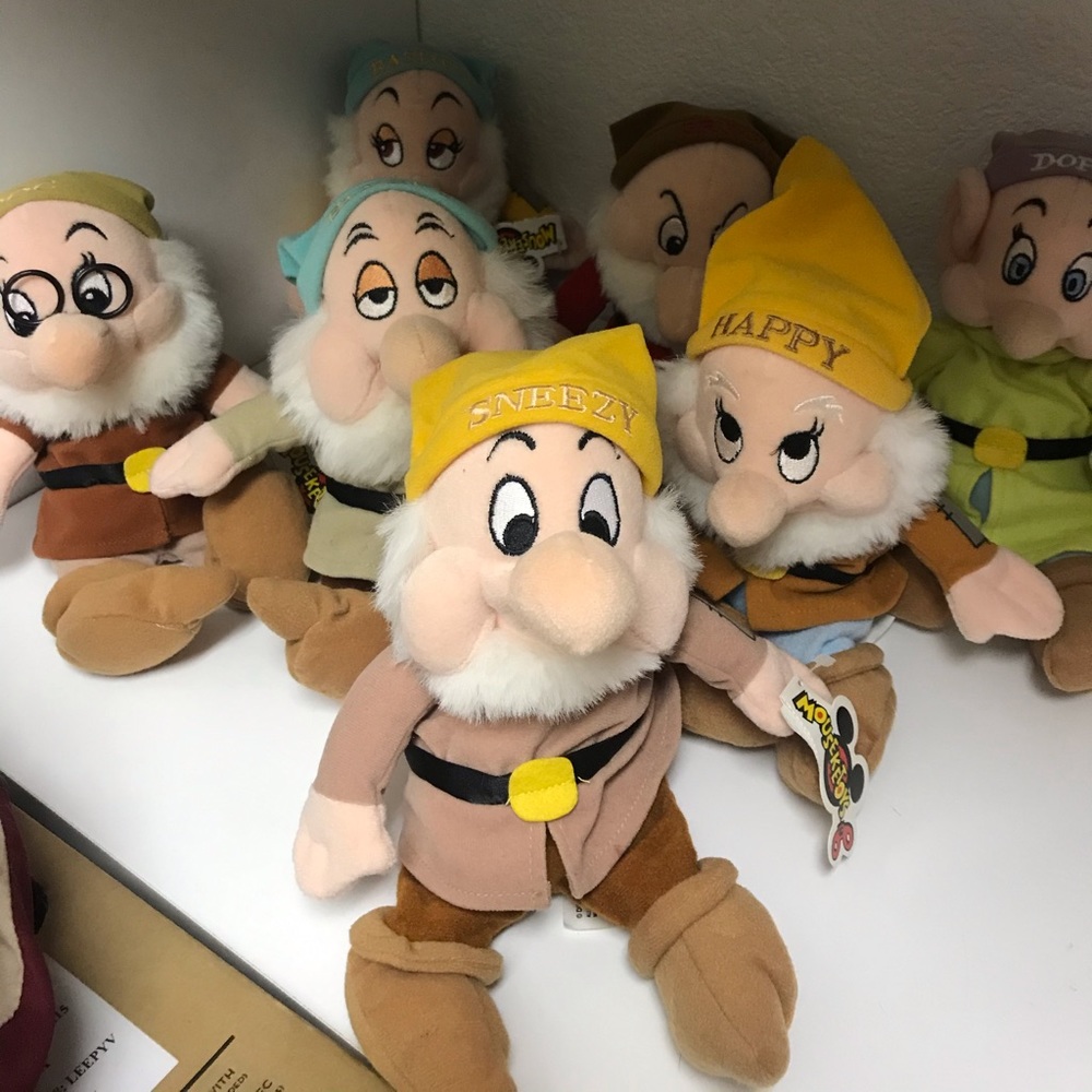 Mouseketoys Seven dwarfs collectible beanies all 7